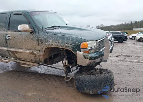 2001 GMC Sierra 1500 Sle z USA, uszkodzony, nr VIN 2GTEK19T211296910